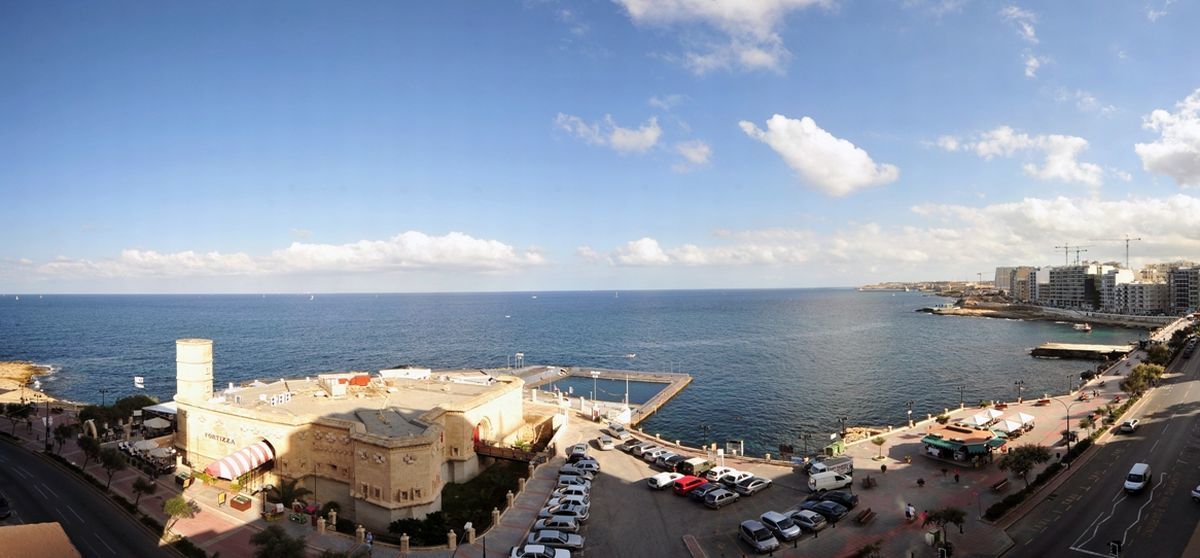 Astra Hotel Sliema Exterior photo